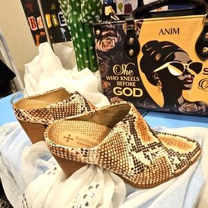 Snake Print Mules Block Heel Sz 6 Women's Baretraps Caitee Slip-On Shoes